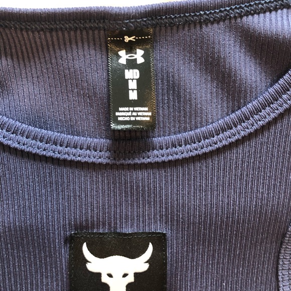 Medium blue under armour project rock top - Picture 2 of 3